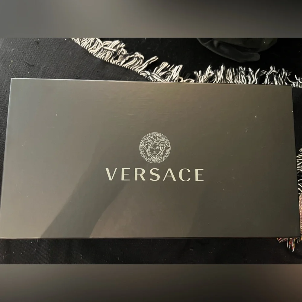 NIB Versace Medusa Metallic Pool Slide Sandals (42) - Picture 3 of 8